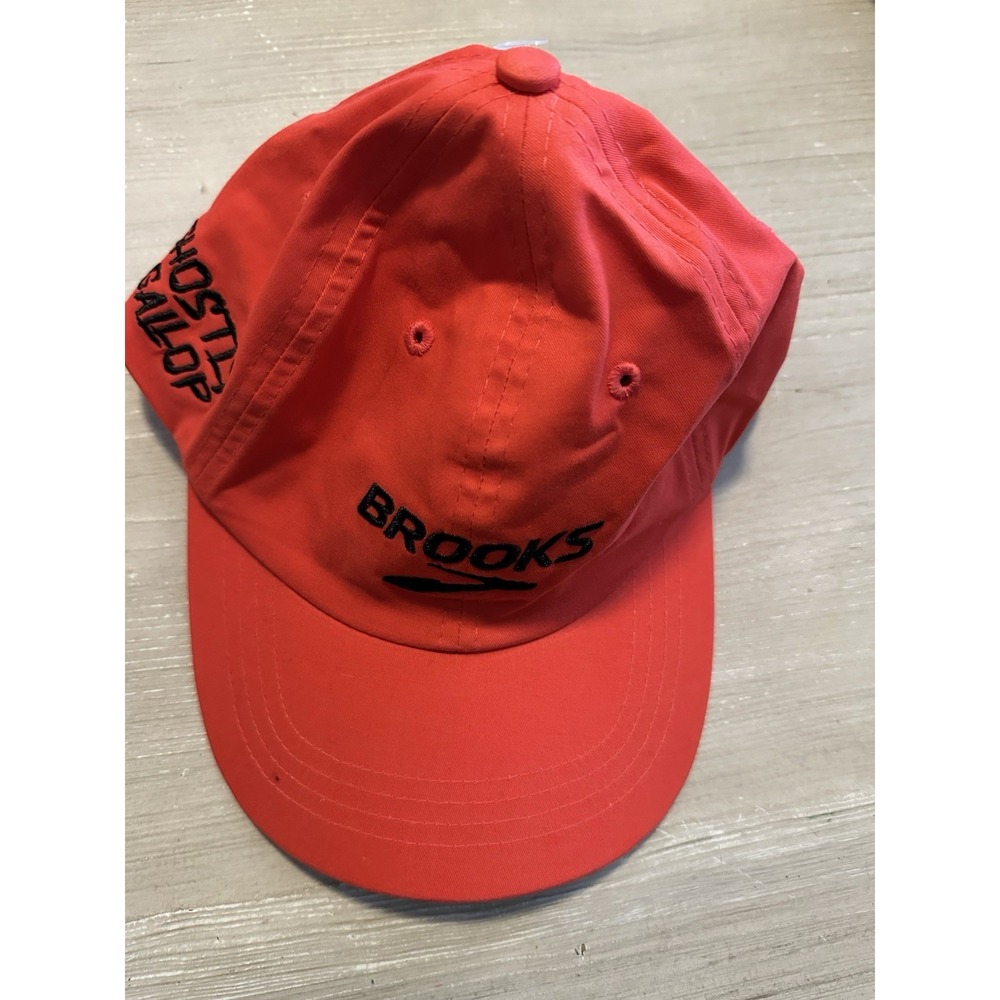 Brooks Running Hat Cap Ghostly Gallop Playmakers Red Mens Training Strap Back